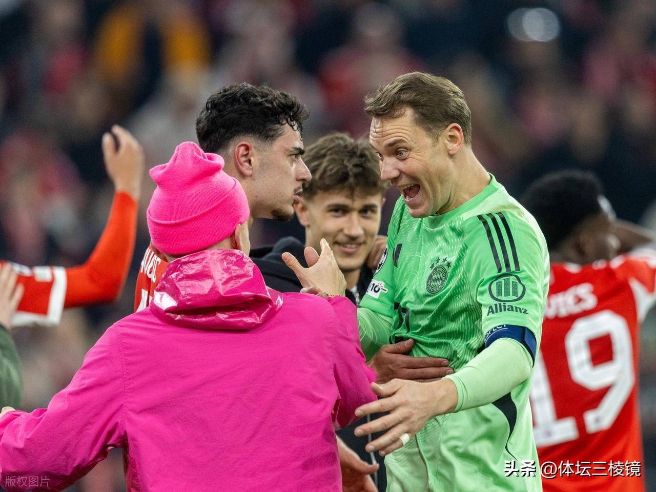 拜仁淘汰皇马，球迷对姆巴佩态度发生重大转变，未来该何去何从